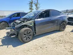 7SAYGDEE1SF266998 2025 TESLA MODEL Y