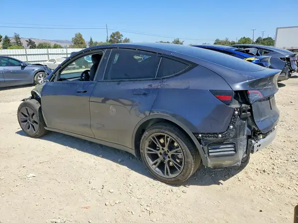 7SAYGDEE1SF266998 2025 TESLA MODEL Y - Image 2