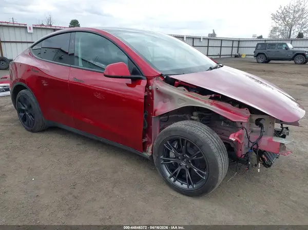7SAYGDEE1SF277659 2025 TESLA MODEL Y - Image 1