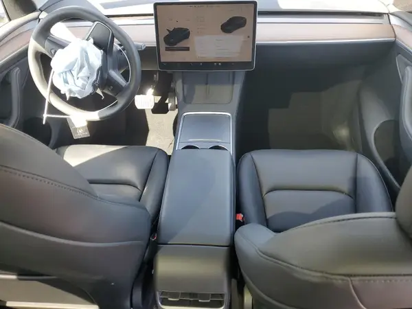 7SAYGDEE1SF278763 2025 TESLA MODEL Y - Image 8