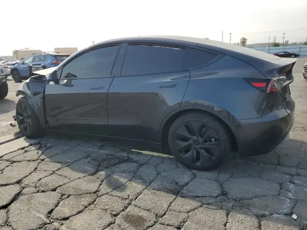 7SAYGDEE1SF283655 2025 TESLA MODEL Y - Image 2