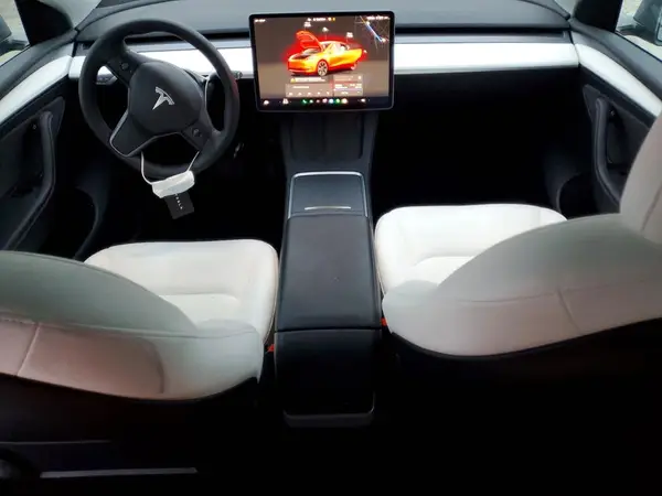 7SAYGDEE1SF287088 2025 TESLA MODEL Y - Image 8