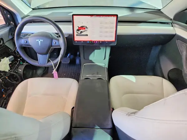 7SAYGDEE1SF295126 2025 TESLA MODEL Y - Image 8