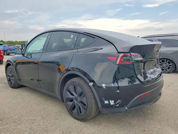 7SAYGDEE1SF297118 2025 TESLA MODEL Y - Image 2