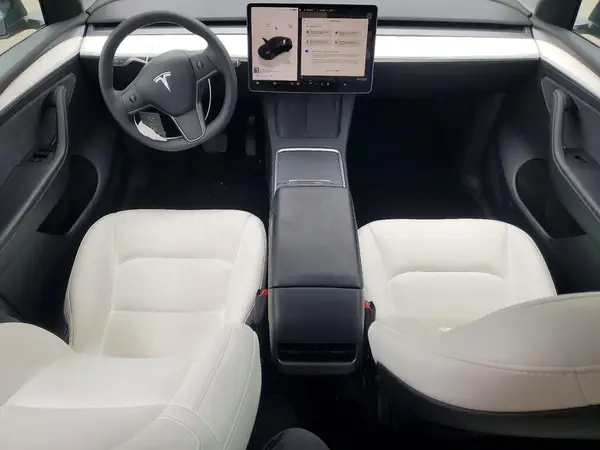 7SAYGDEE1SF297118 2025 TESLA MODEL Y - Image 8