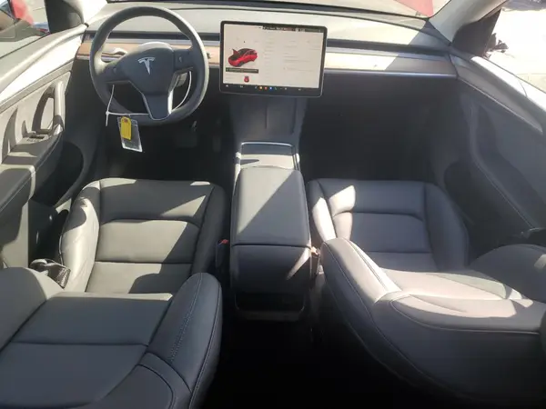 7SAYGDEE1SF300325 2025 TESLA MODEL Y - Image 8