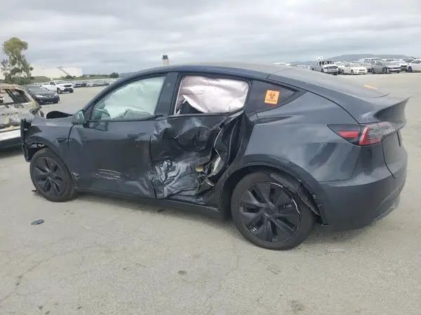 7SAYGDEE1SF302740 2025 TESLA MODEL Y - Image 2