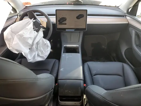 7SAYGDEE1SF302740 2025 TESLA MODEL Y - Image 8
