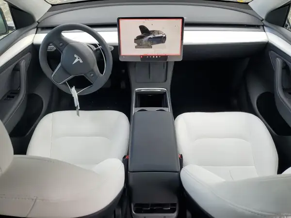 7SAYGDEE1SF305119 2025 TESLA MODEL Y - Image 8
