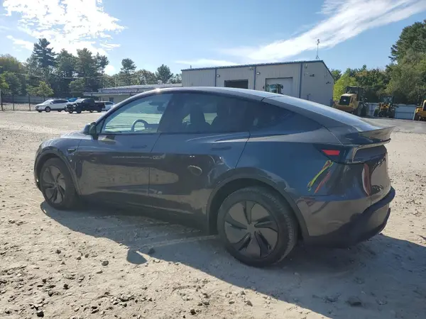 7SAYGDEE1TA390803 2026 TESLA MODEL Y - Image 2