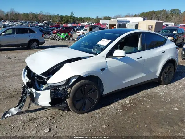 7SAYGDEE1TA393717 2026 TESLA MODEL Y - Image 2