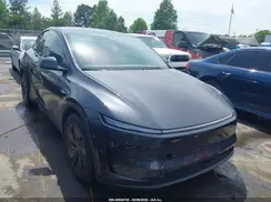 7SAYGDEE1TA393913 2026 TESLA MODEL Y