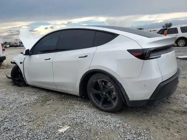 7SAYGDEE1TA400133 2026 TESLA MODEL Y - Image 2