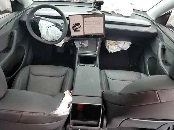 7SAYGDEE1TA400133 2026 TESLA MODEL Y - Image 8