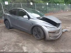 7SAYGDEE1TA447095 2026 TESLA MODEL Y