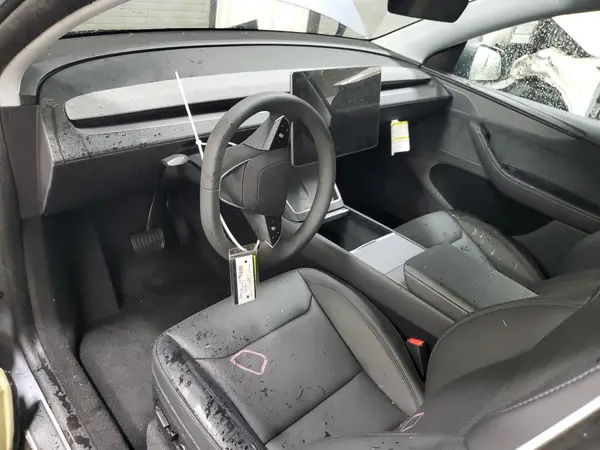 7SAYGDEE1TA450675 2026 TESLA MODEL Y - Image 8