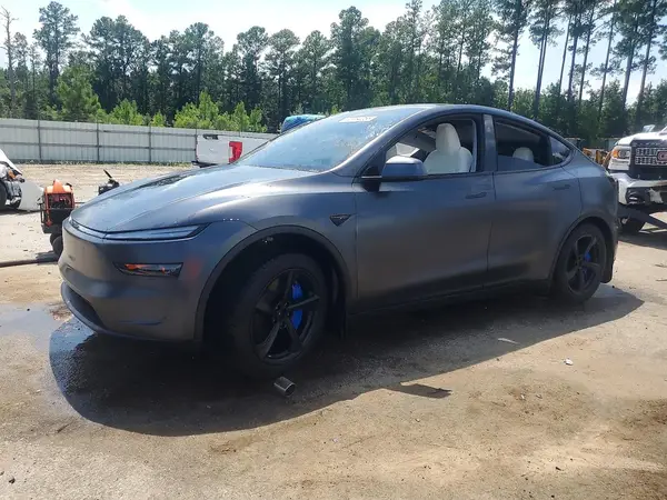 7SAYGDEE1TA452457 2026 TESLA MODEL Y - Image 1
