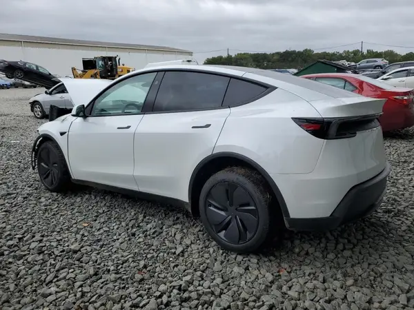 7SAYGDEE1TA461241 2026 TESLA MODEL Y - Image 2