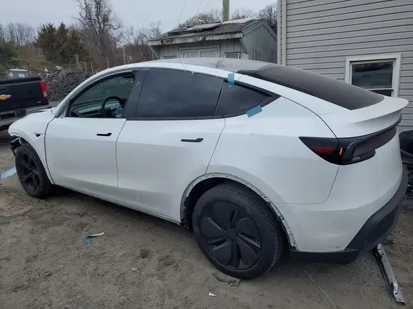7SAYGDEE1TA463278 2026 TESLA MODEL Y - Image 2