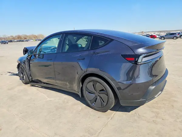 7SAYGDEE1TA489685 2026 TESLA MODEL Y - Image 2