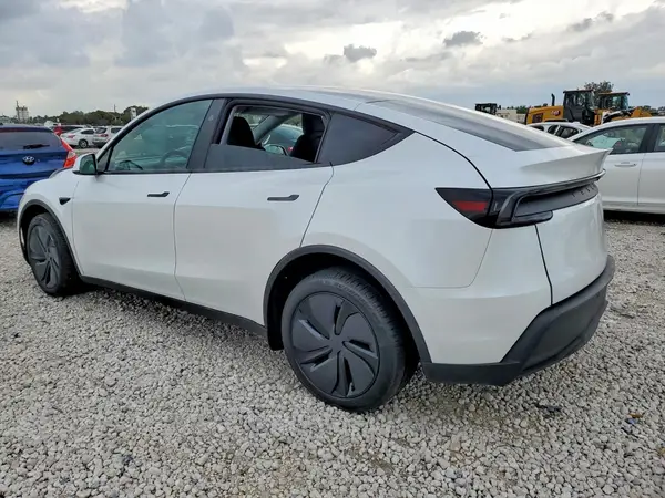 7SAYGDEE1TA497625 2026 TESLA MODEL Y - Image 2