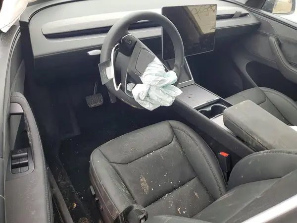 7SAYGDEE1TA586286 2026 TESLA MODEL Y - Image 8