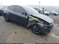 7SAYGDEE1TA587485 2026 TESLA MODEL Y