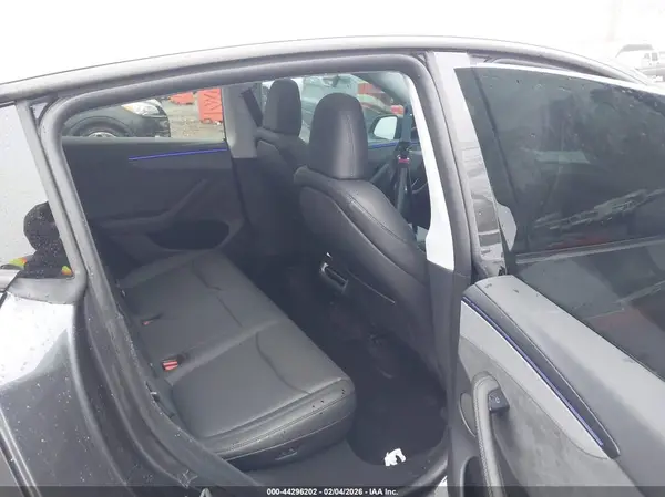 7SAYGDEE1TA587485 2026 TESLA MODEL Y - Image 8