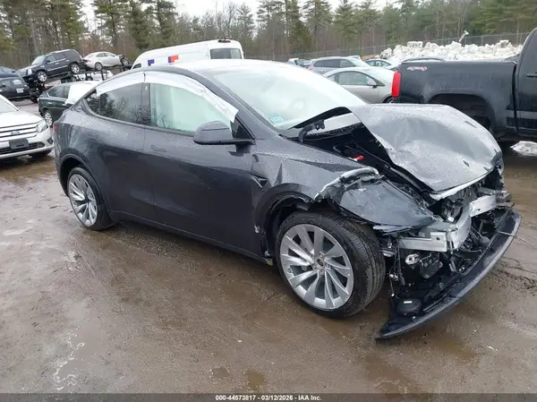 7SAYGDEE1TA588409 2026 TESLA MODEL Y - Image 1