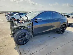 7SAYGDEE1TA589737 2026 TESLA MODEL Y
