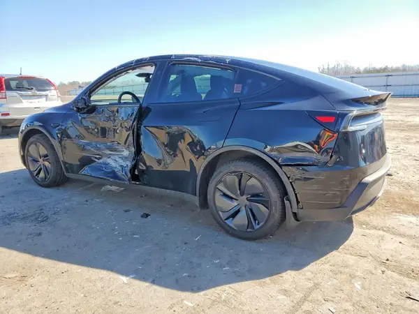 7SAYGDEE1TA617763 2026 TESLA MODEL Y - Image 2