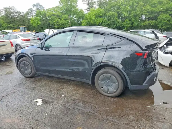 7SAYGDEE1TA639794 2026 TESLA MODEL Y - Image 2