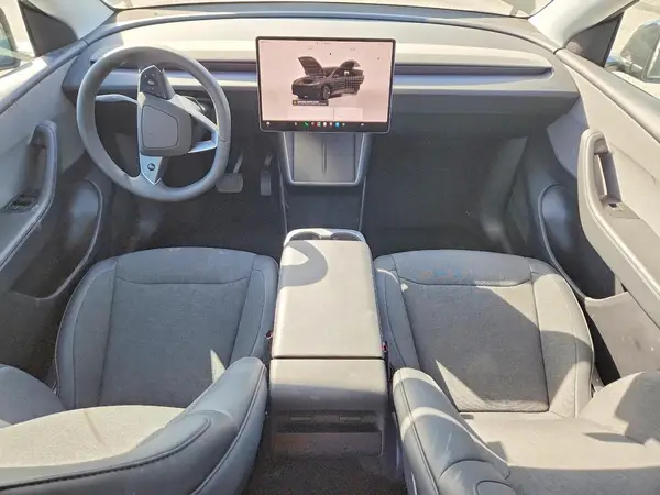 7SAYGDEE1TA649046 2026 TESLA MODEL Y - Image 8