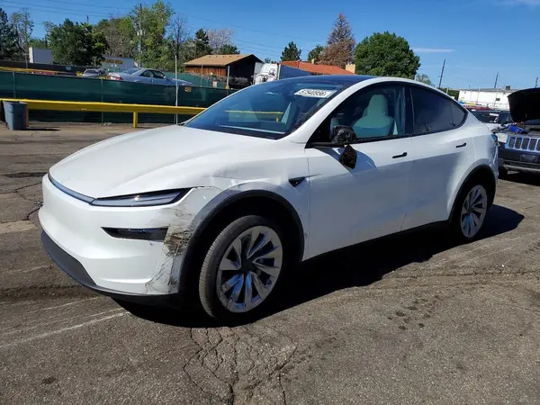 7SAYGDEE1TF336307 2026 TESLA MODEL Y - Image 1