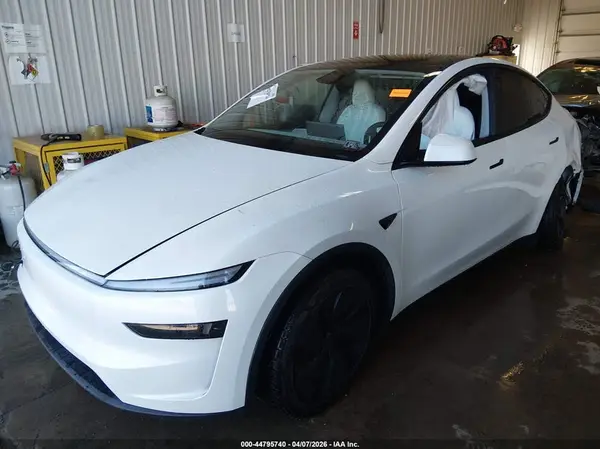 7SAYGDEE1TF340907 2026 TESLA MODEL Y - Image 2