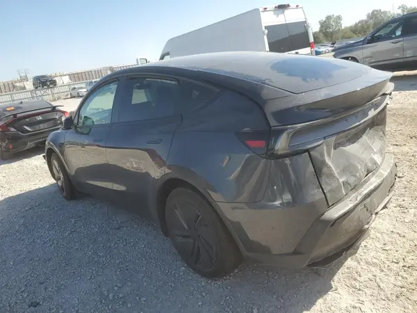 7SAYGDEE1TF341717 2026 TESLA MODEL Y - Image 2