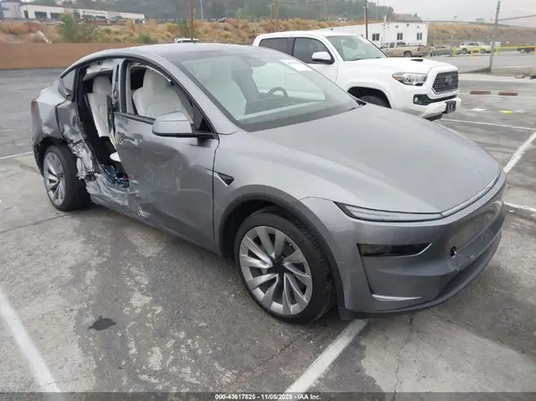 7SAYGDEE1TF342348 2026 TESLA MODEL Y - Image 1