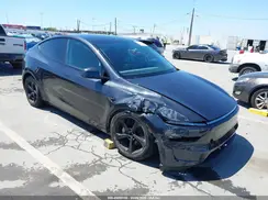 7SAYGDEE1TF343998 2026 TESLA MODEL Y