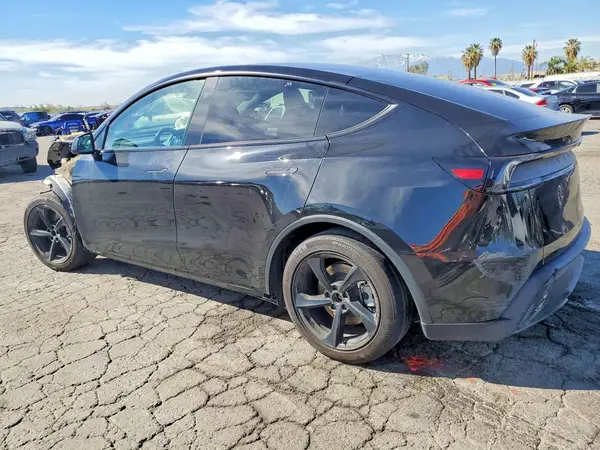 7SAYGDEE1TF347534 2026 TESLA MODEL Y - Image 2