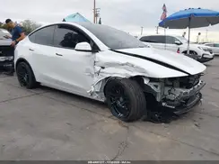 7SAYGDEE1TF356816 2026 TESLA MODEL Y
