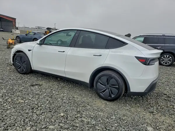 7SAYGDEE1TF357531 2026 TESLA MODEL Y - Image 2