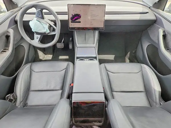 7SAYGDEE1TF359263 2026 TESLA MODEL Y - Image 8