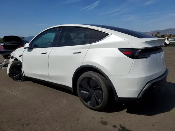 7SAYGDEE1TF363507 2026 TESLA MODEL Y - Image 2