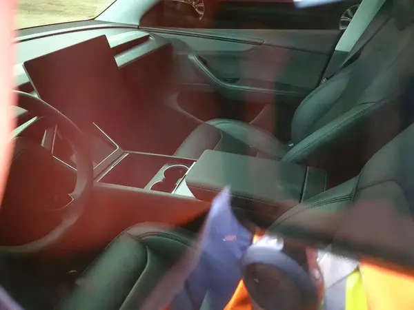 7SAYGDEE1TF413984 2026 TESLA MODEL Y - Image 8