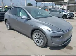 7SAYGDEE1TF439758 2026 TESLA MODEL Y