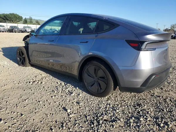7SAYGDEE1TF461582 2026 TESLA MODEL Y - Image 2