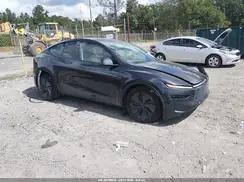 7SAYGDEE1TF520887 2026 TESLA MODEL Y