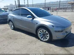 7SAYGDEE1TF526432 2026 TESLA MODEL Y
