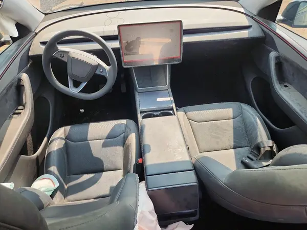 7SAYGDEE1TF537883 2026 TESLA MODEL Y - Image 8