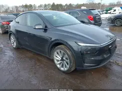 7SAYGDEE1TF553601 2026 TESLA MODEL Y